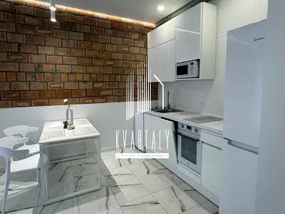квартира за адресою Михайла Максимовича вул. (Онуфрія Трутенка), 26-Б