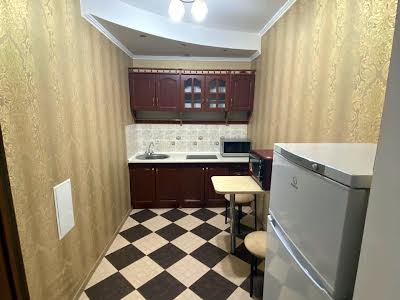 квартира за адресою Драгоманова вул., 40з