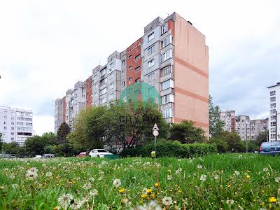 квартира за адресою Івана Миколайчука вул., 7