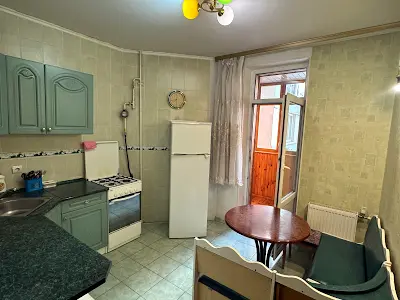 квартира за адресою Раїси Окіпної вул., 4-А