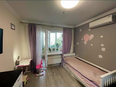 квартира за адресою Якуба Коласа вул., 8-В