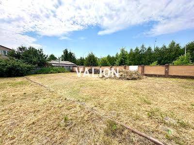 ділянка за адресою с. Нові Петрівці, Івана Франка вул.