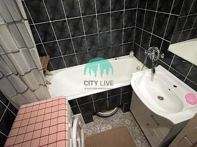 квартира за адресою 24 Серпня вул., 3