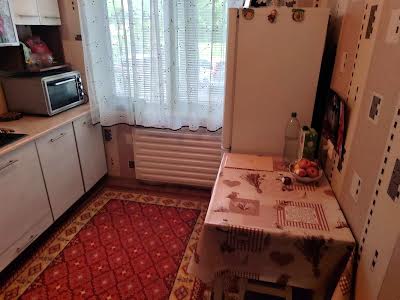квартира за адресою Всіхсвятська вул. (50 років СРСР), 8