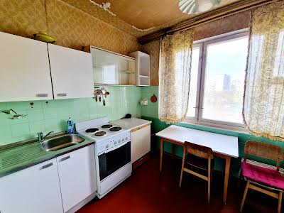 квартира за адресою Миколи Закревського вул., 27А