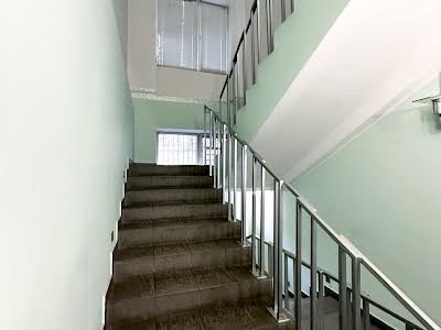 комерційна за адресою Дмитрівська вул., 48-Г
