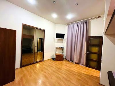 квартира за адресою Максима Кривоноса вул., 1