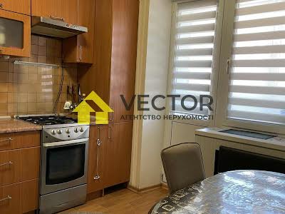 квартира за адресою Олександра Бідного вул., 5