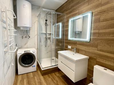 квартира по адресу Киев, Ужгородский пер., 4/1