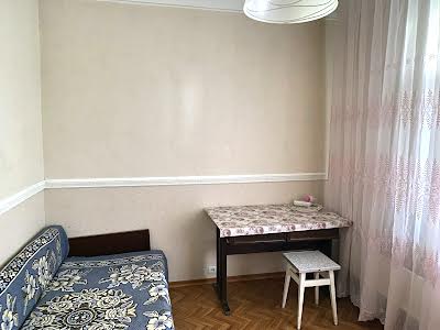 комната по адресу Киев, Драгоманова ул., 42а