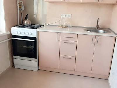 квартира за адресою Зодчих вул., 40