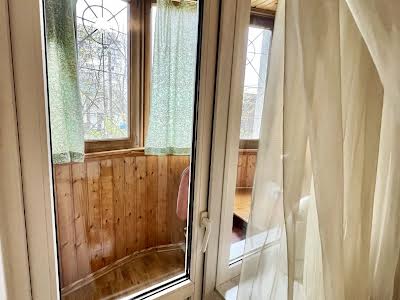 квартира за адресою Євгена Чикаленка вул., 52/2