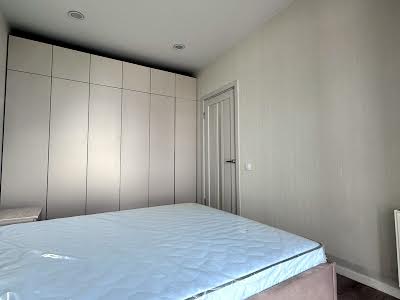 квартира по адресу Академика Заболотного ул., 148 в
