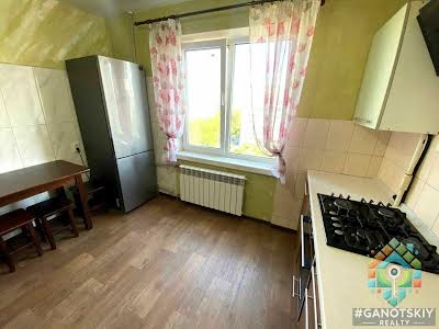 квартира за адресою Героїв пров., 32