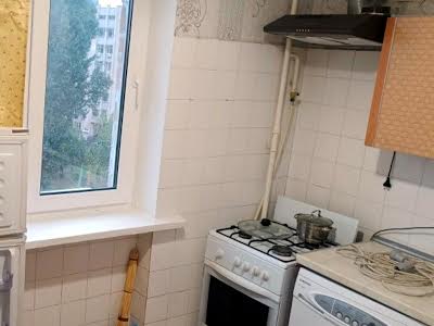 квартира за адресою Повітрофлотська вул., 36