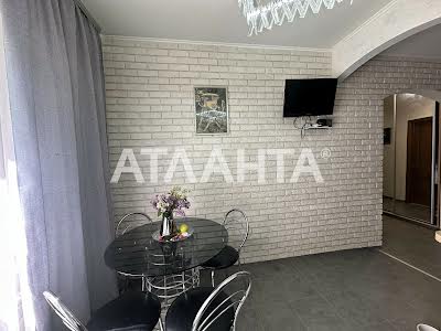 квартира за адресою Євгена Чикаленка вул., 71