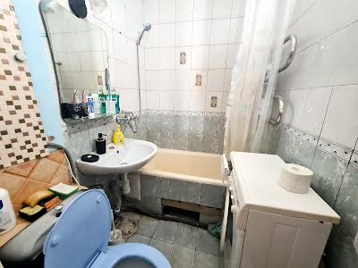 квартира за адресою Черняховського вул., 4