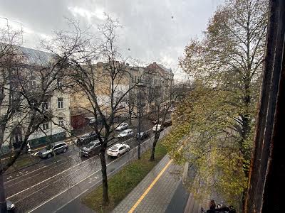 квартира за адресою Степана Бандери вул. (), 28