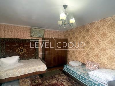 дом по адресу вул. Мира, 58