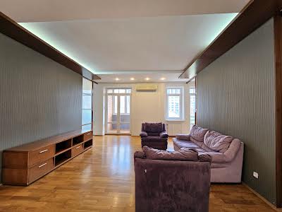 квартира по адресу Панаса Мирного ул., 8