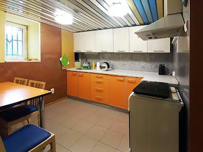 квартира за адресою Дніпро, Лоцманський узвіз, 9