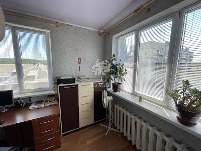 квартира по адресу Стельмаха Михаила ул., 6