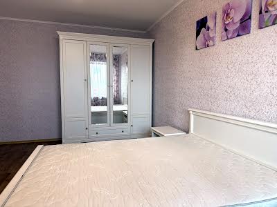 квартира за адресою Науки просп., 55-А