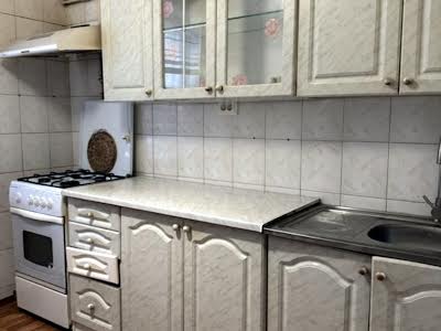 квартира по адресу Червоной Калины просп. (Владимира Маяковского), 18