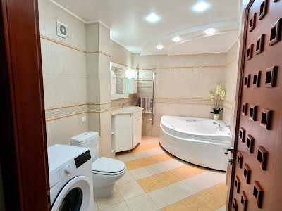 квартира за адресою Робоча, 152