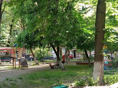 квартира за адресою Дегтярівська вул., 55