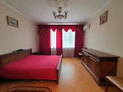 квартира за адресою Провіантська вул. (Галі Тимофєєвої), 3