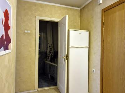 квартира за адресою Академіка Глушкова просп., 32