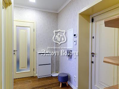 квартира за адресою Паркова, 8