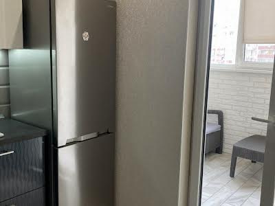квартира за адресою Райдужний масив вул., 21