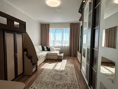 квартира за адресою Печерська вул., 6