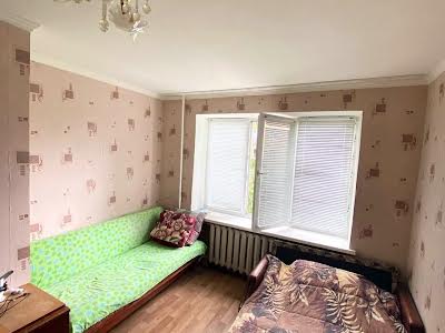 квартира за адресою Перемоги просп. (Курський), 131