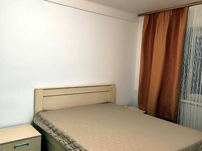 квартира за адресою Солом'янська пл., 27