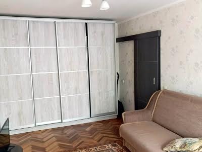 квартира за адресою Родини Глаголєвих вул. (Академіка Грекова), 12
