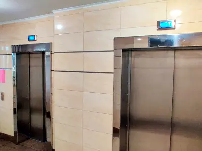 квартира за адресою Сім'ї Кульженків вул. (Петра Дегтяренка), 35