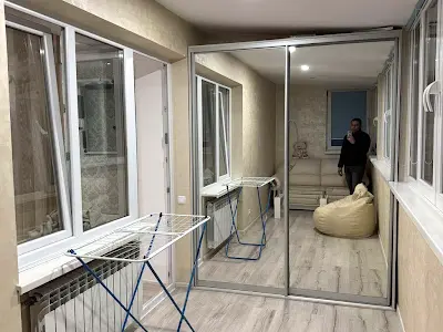 квартира за адресою Космонавтів вул., 10
