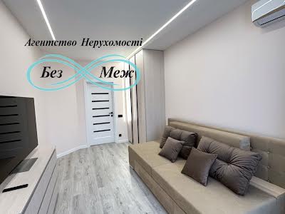 квартира за адресою Боголюбова вул., 44