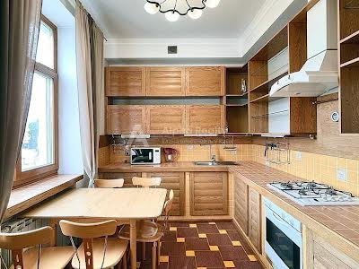 квартира по адресу Киев, Круглоуниверситетская ул., 11/19