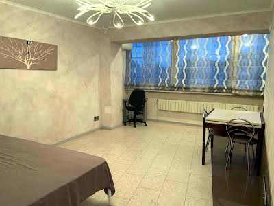 квартира за адресою Русанівська набережна наб., 18
