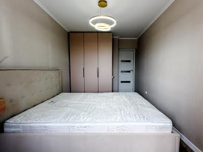 квартира за адресою Загородня вул., 2