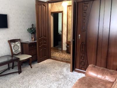 квартира за адресою Кловський узвіз, 4