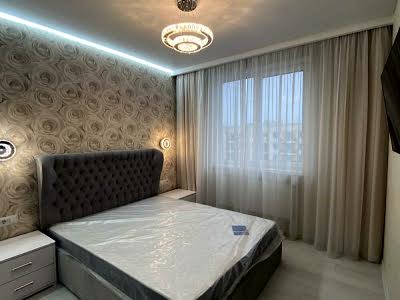 квартира за адресою Перлинна вул., 8