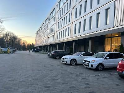 коммерческая по адресу Филиппа Орлика просп. (Ілліча), 16