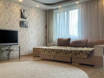 квартира за адресою Феодосійський пров., 14