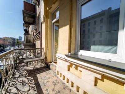 квартира за адресою Шота Руставелі вул., 8