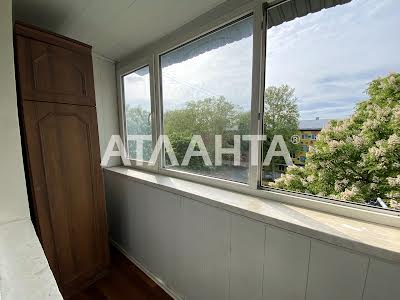 квартира за адресою Космонавтів вул., 11в